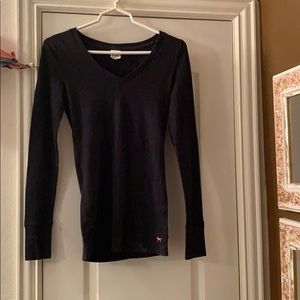 VICTORIAS SECRET PINK v neck shirt